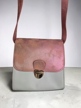 Heidi Swapp Pink Metallic and Cream Two-Tone Crossbody Bag